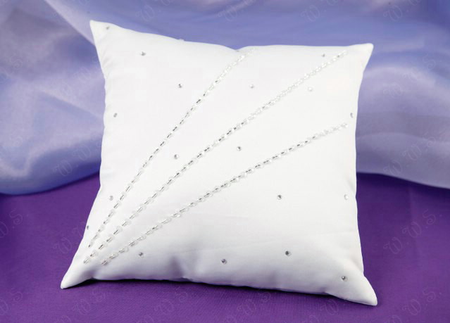Satin Ring Pillow with Diamonte Detail