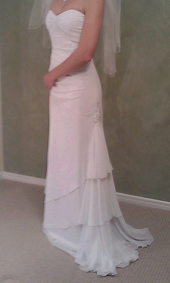 Australian made white chiffon wedding dress, size 8-10