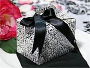 Tote shaped Favour Boxes - set of 100, choice of colours